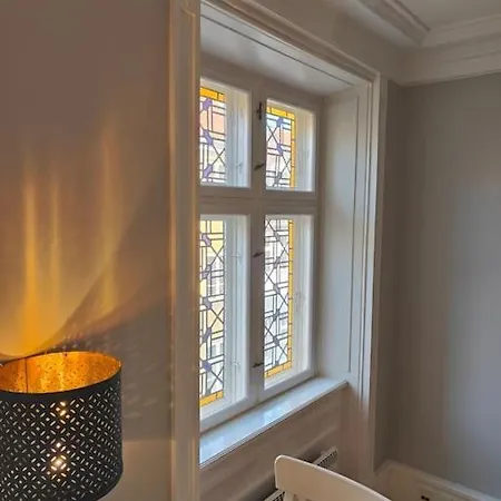 Glarmester I Appartement Kopenhagen